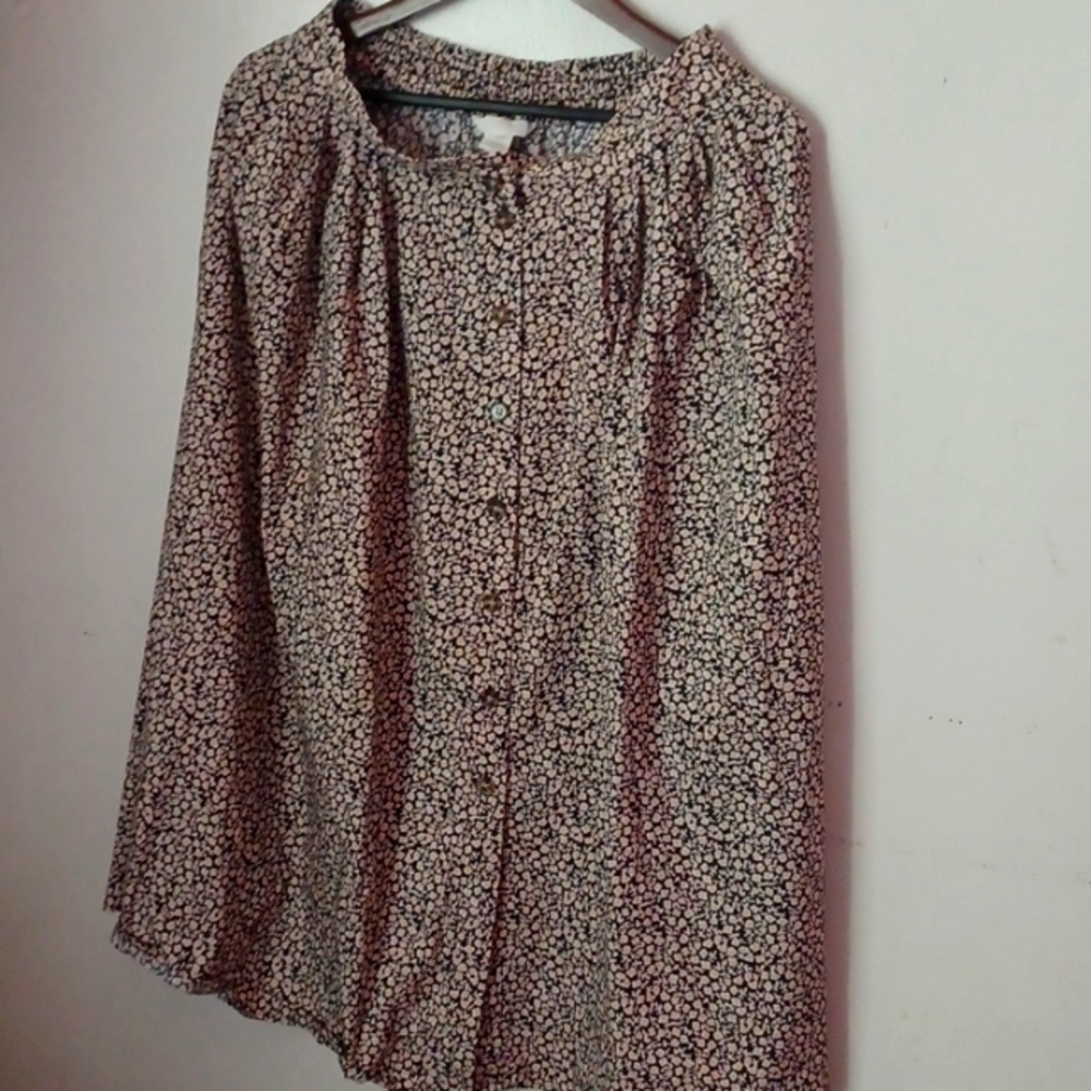 H& M skirt floral print with bottoms at the front used good  condition  size 10